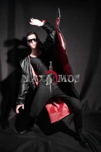 Мр. НЕО – Димитър Трифонов - Професионален танцьор, Стриптизьор, Аниматор, Шоумен